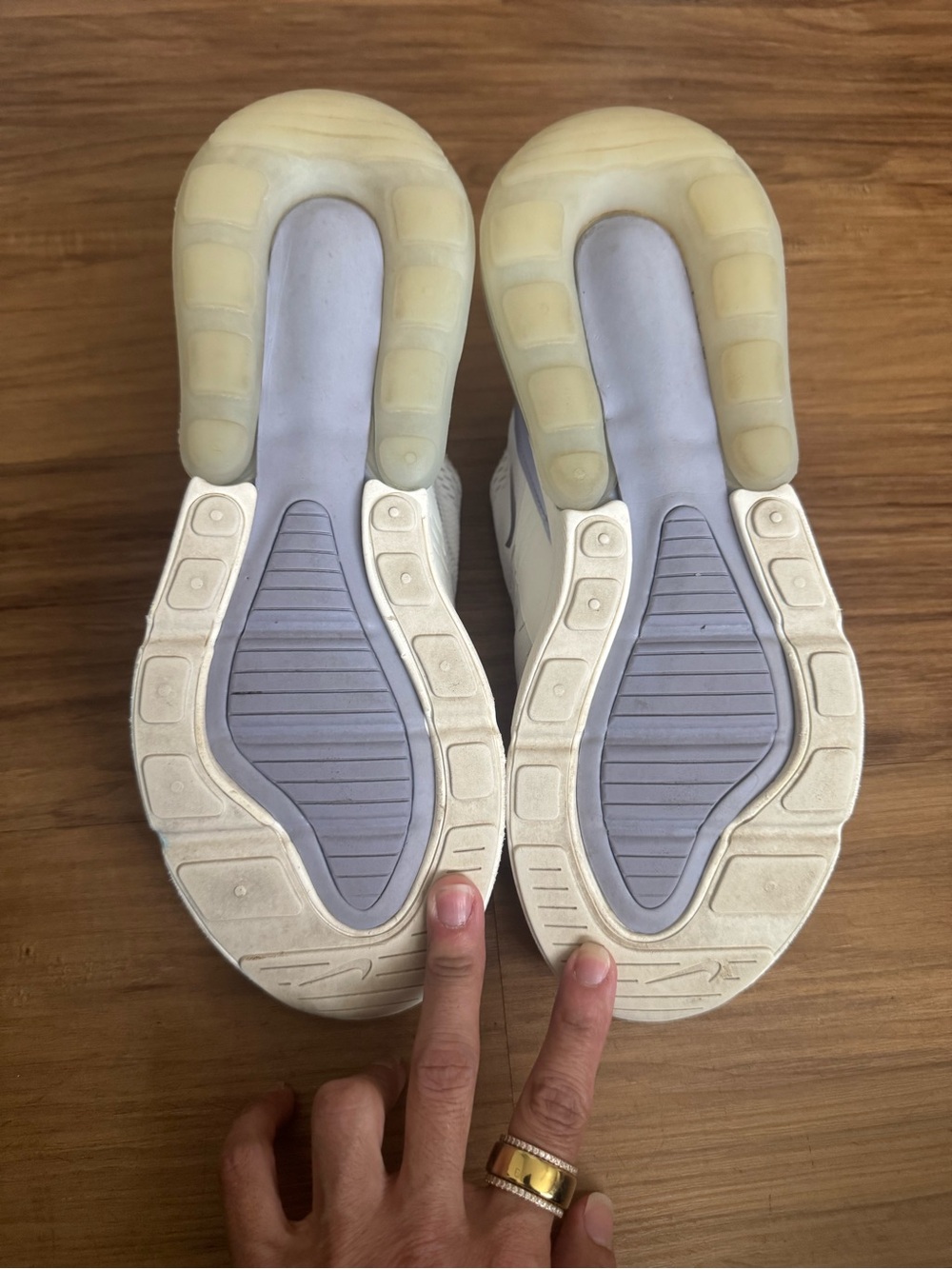 Women's Air Max 270 Casual Sneakers - Picture 7 of 7